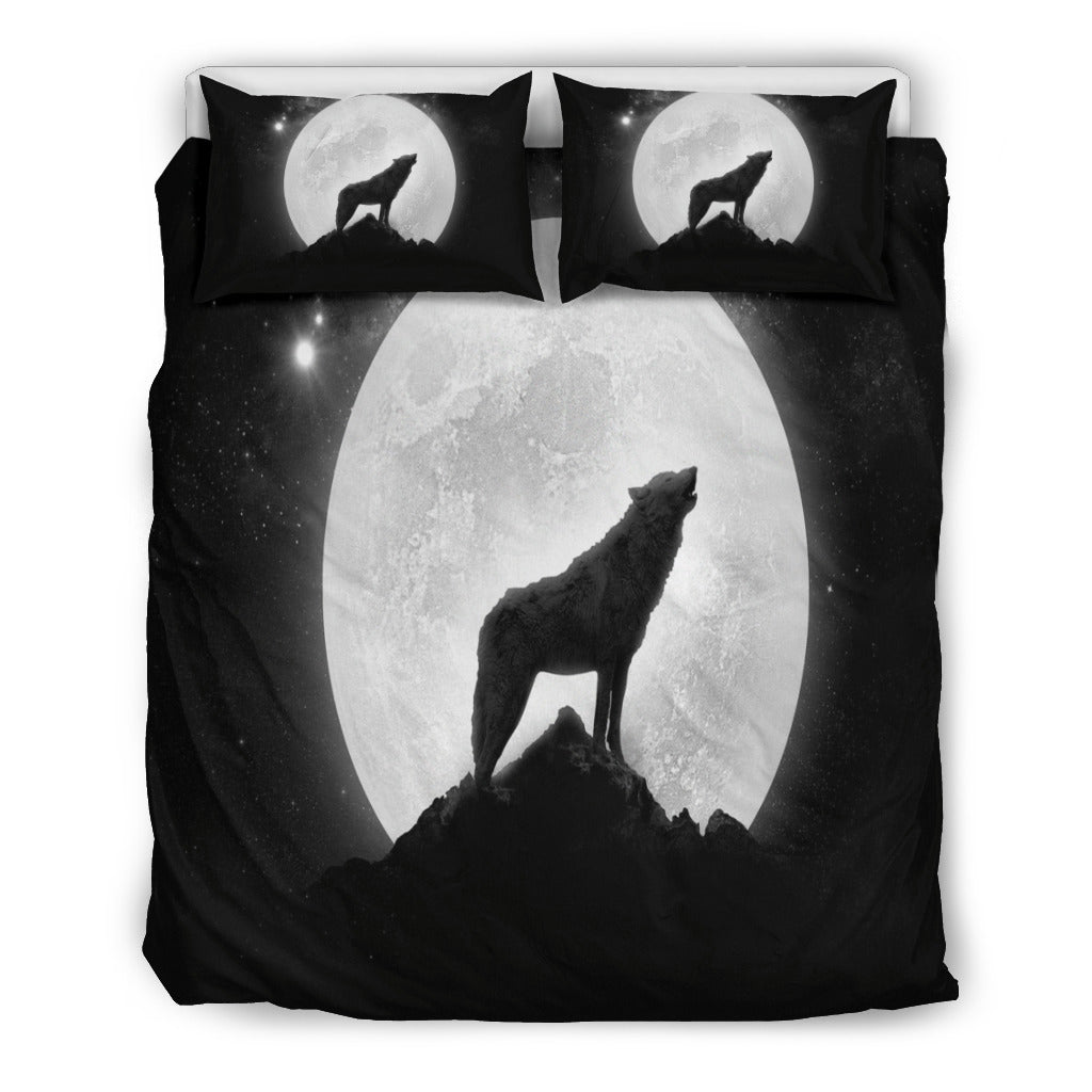 Wolf Howling At The Moon Bedding Set - $114.95 - $124.95