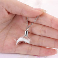 Load image into Gallery viewer, Glow In The Dark Dolphin Necklace
