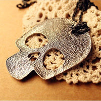 Load image into Gallery viewer, Hollow Skull Necklace
