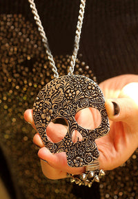 Load image into Gallery viewer, Hollow Skull Necklace
