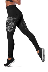 Load image into Gallery viewer, Jumping Horse Women&#39;s Black Leggings
